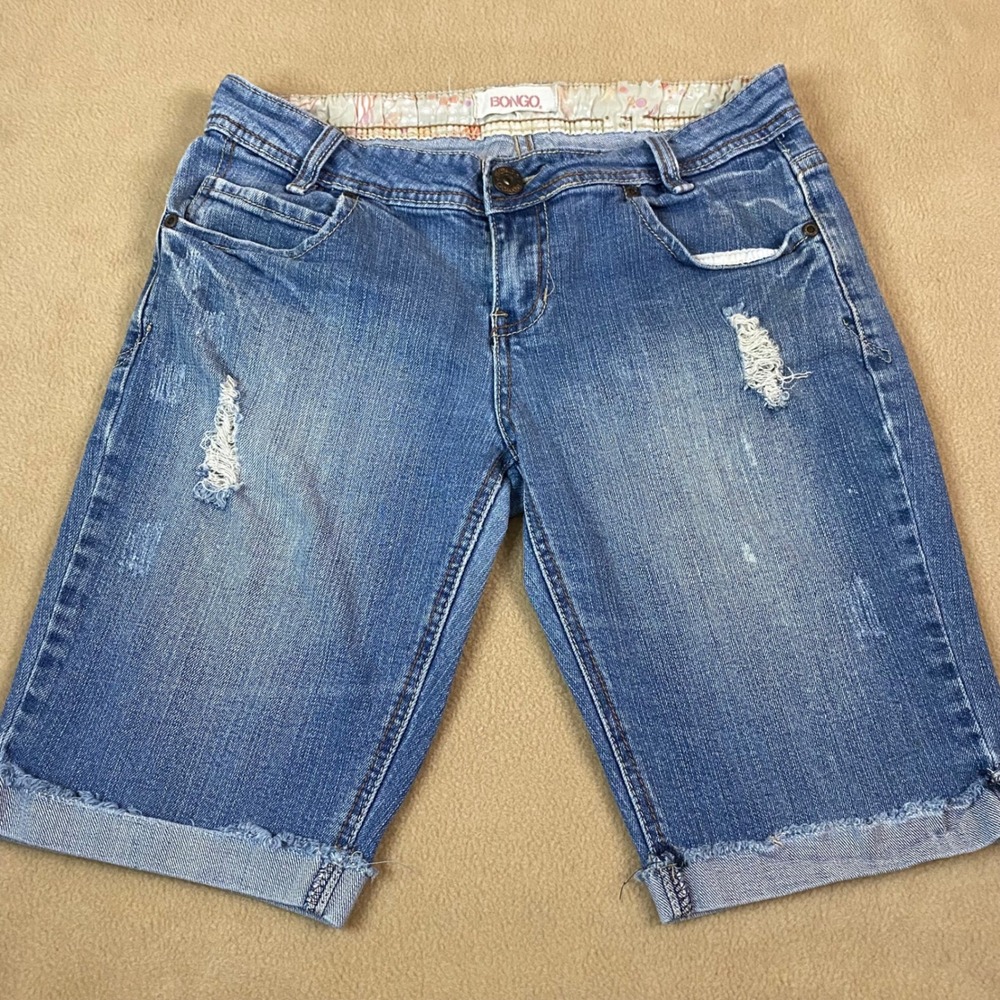 Bongo Vintage Denim Bermuda Shorts Women's Blue Distressed Cuffed Jeans GUC Sz 9